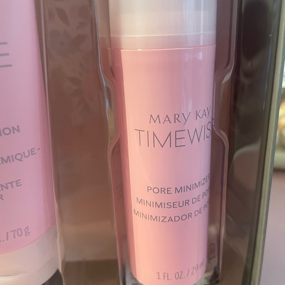 Mary Kay Microdermabrasion Set - Picture 4 of 4